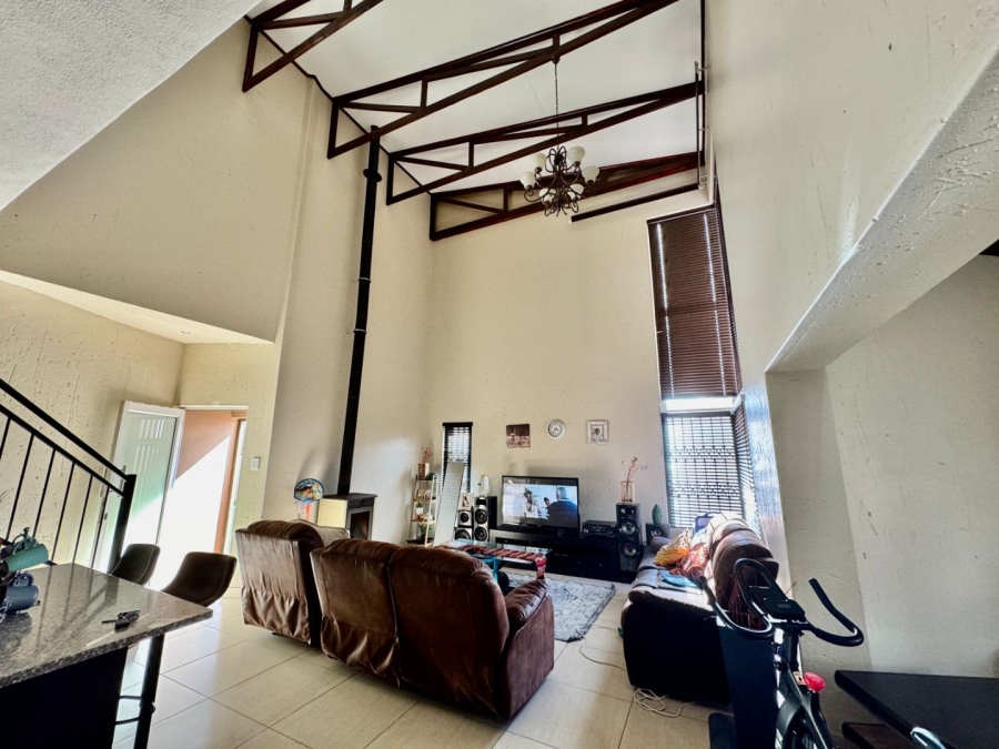 3 Bedroom Property for Sale in Baillie Park North West